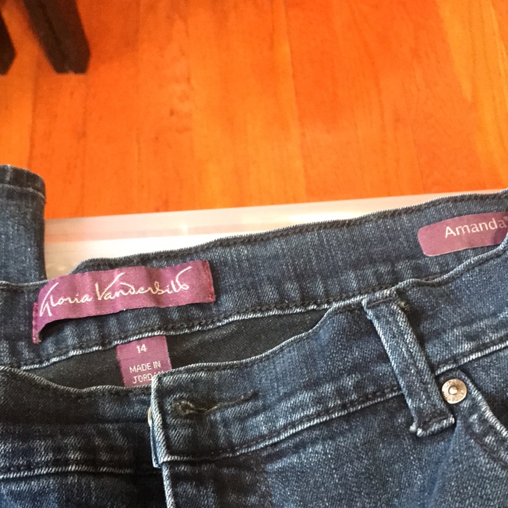 Jeans🍁🍂 - Picture 2 of 3